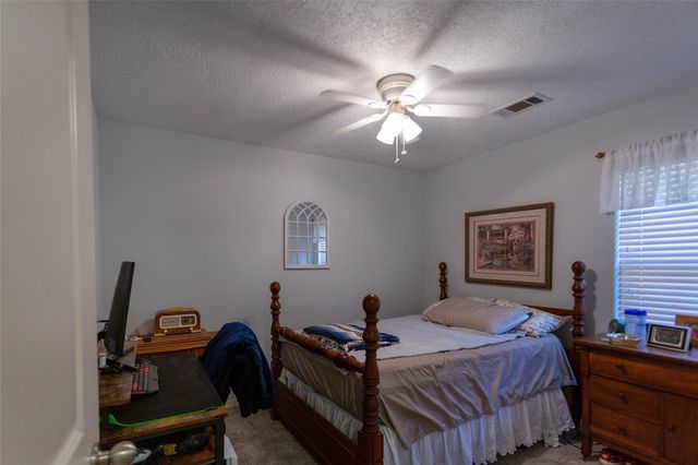 10486 Parkside Drive, Willis, TX 77318