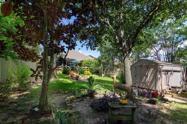 10486 Parkside Drive, Willis, TX 77318