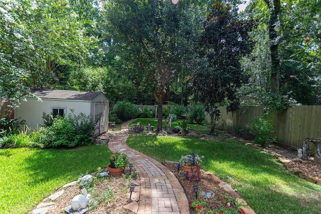 10486 Parkside Drive, Willis, TX 77318