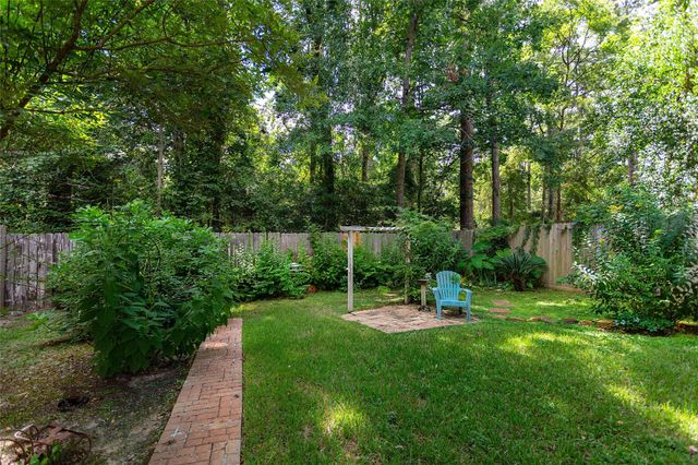 10486 Parkside Drive, Willis, TX 77318