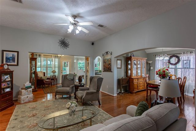 10486 Parkside Drive, Willis, TX 77318