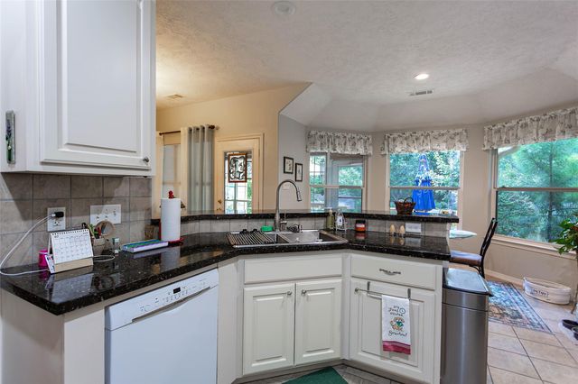 10486 Parkside Drive, Willis, TX 77318