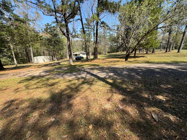 486 Pleasant Ridge Road, Defuniak Springs, FL 32435