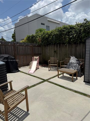 3662 SW 24th Ter 3662, Miami, FL 33145