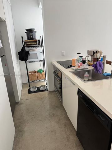 3662 SW 24th Ter 3662, Miami, FL 33145