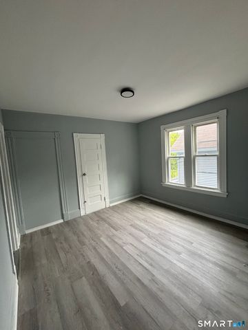 416 Mill Street 2-S, Waterbury, CT 06706