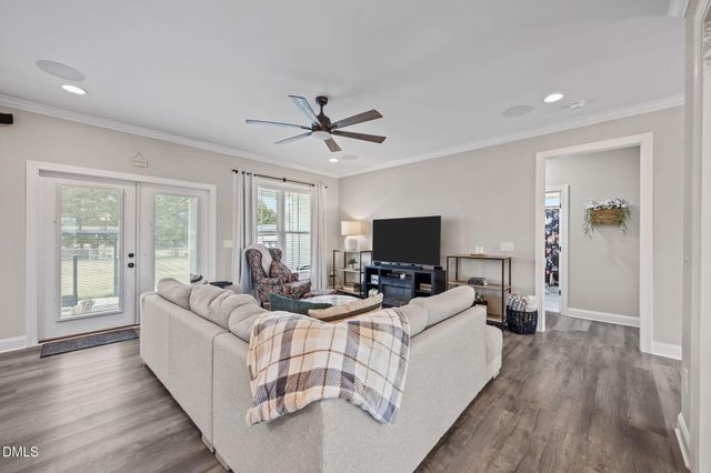 2141 Cherry Grove Road, Yanceyville, NC 27379