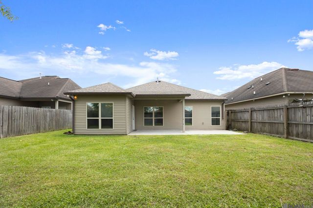 11397 Ashwood Ct, Denham Springs, LA 70726