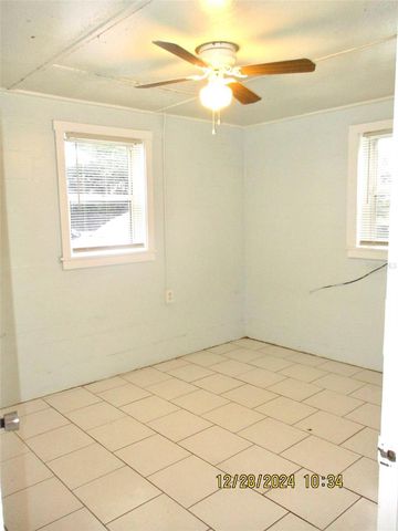 1006 S CLARA AVENUE, Deland, FL 32720