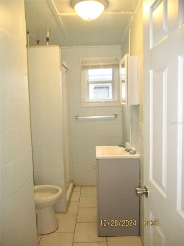 1006 S CLARA AVENUE, Deland, FL 32720