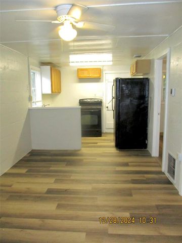 1006 S CLARA AVENUE, Deland, FL 32720