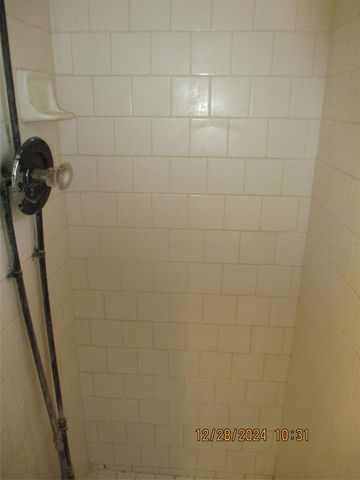 1006 S CLARA AVENUE, Deland, FL 32720