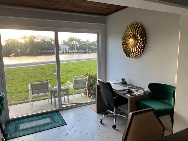 9 Colonial Club Drive 102, Boynton Beach, FL 33435