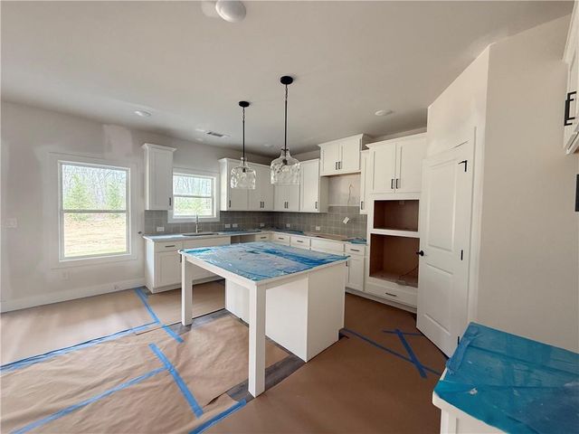 4250 Shirebrook Trail, Hoschton, GA 30548