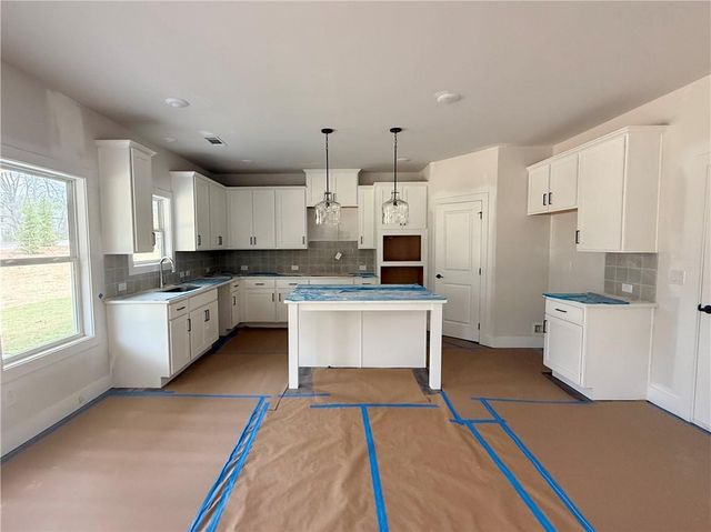 4250 Shirebrook Trail, Hoschton, GA 30548