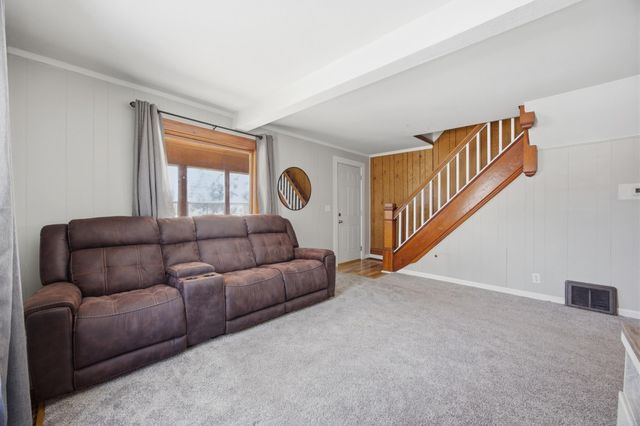807 5th Street S, Moorhead, MN 56560