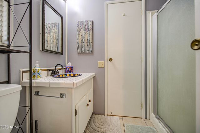 2246 N NICKLAUS Drive, Mesa, AZ 85215