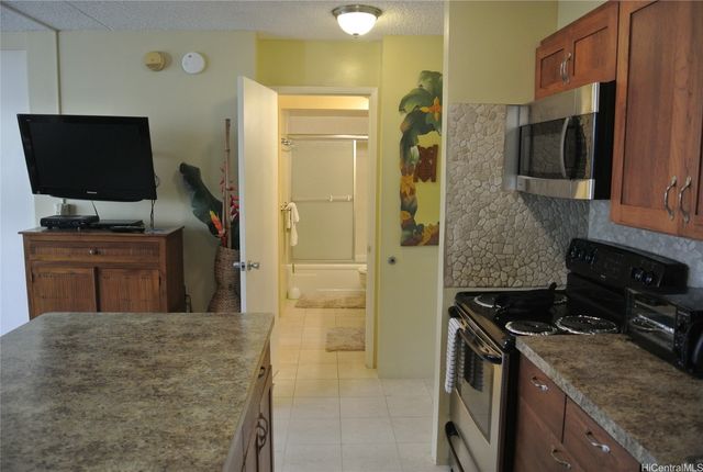 201 Ohua Avenue 607, Honolulu, HI 96815