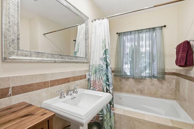 11469 Lorena Lane, El Cajon, CA 92020