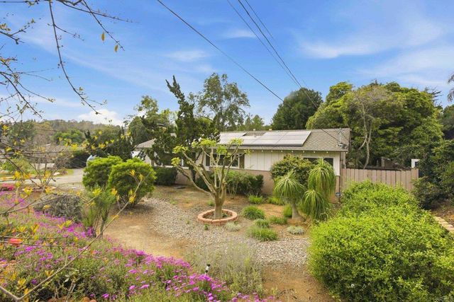 11469 Lorena Lane, El Cajon, CA 92020