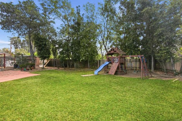 11469 Lorena Lane, El Cajon, CA 92020