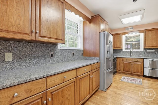 1333 E 52nd Street, Savannah, GA 31404