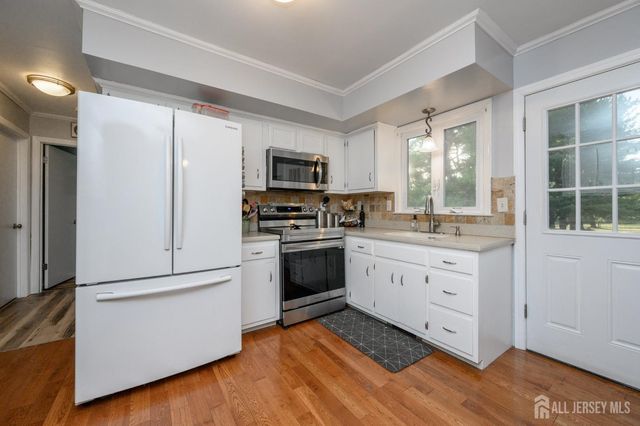 40 Kinnaman Avenue, Washington Twp, NJ 07882