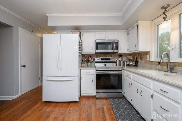 40 Kinnaman Avenue, Washington Twp, NJ 07882