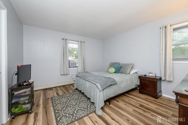 40 Kinnaman Avenue, Washington Twp, NJ 07882