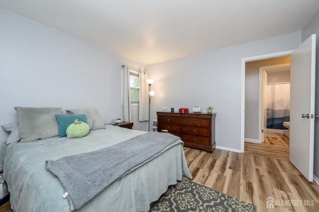 40 Kinnaman Avenue, Washington Twp, NJ 07882