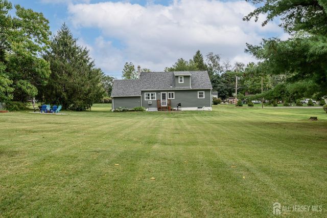 40 Kinnaman Avenue, Washington Twp, NJ 07882