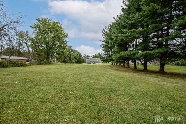 40 Kinnaman Avenue, Washington Twp, NJ 07882