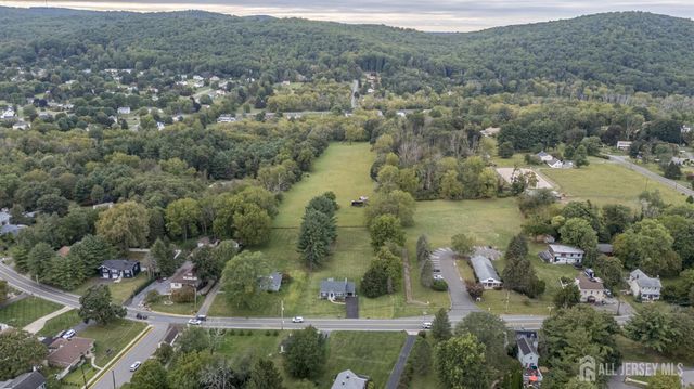 40 Kinnaman Avenue, Washington Twp, NJ 07882