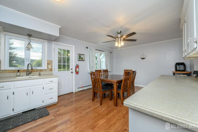 40 Kinnaman Avenue, Washington Twp, NJ 07882