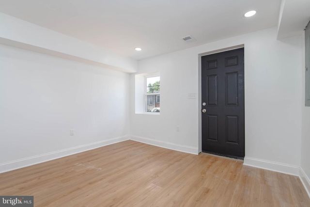 1300 W 37TH ST, Baltimore, MD 21211