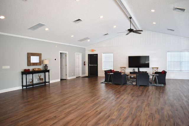 1482 Blue Heron Point, Manning, SC 29102