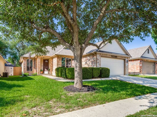 8812 GUSTINE DR, Helotes, TX 78023