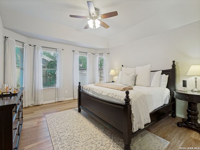 8812 GUSTINE DR, Helotes, TX 78023