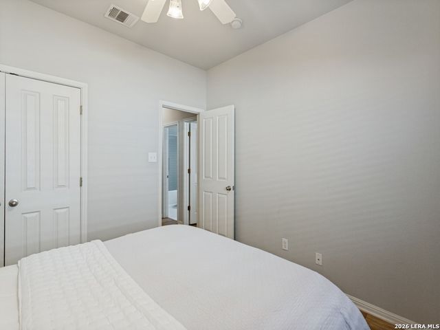 8812 GUSTINE DR, Helotes, TX 78023
