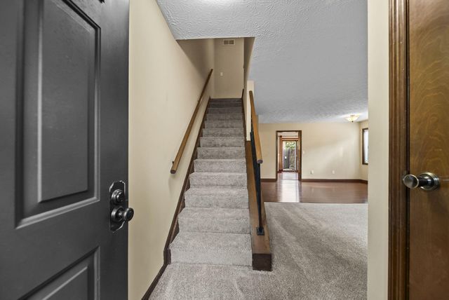 5347 Tartan Lane, Columbus, OH 43235