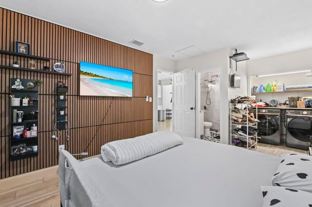 1100 N 57TH Terrace, Hollywood, FL 33021