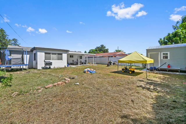 1100 N 57TH Terrace, Hollywood, FL 33021