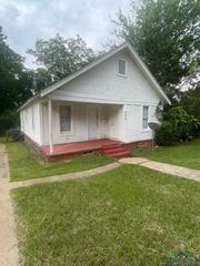 804 High St, Marshall, TX 75670