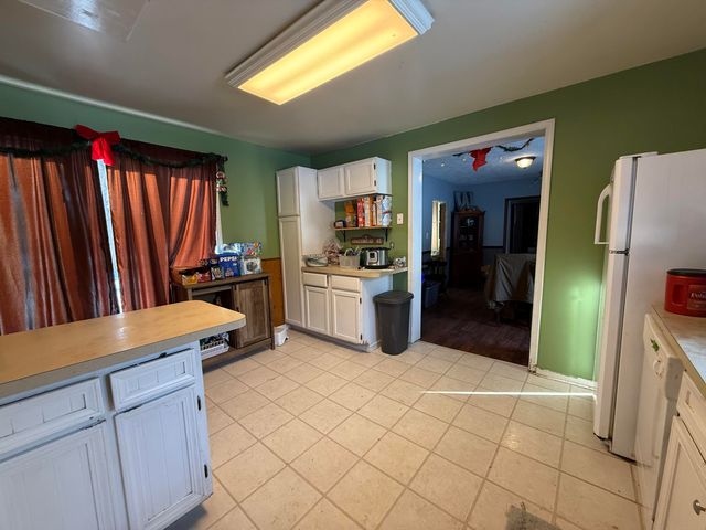 236 W Main Street, Vermontville Vlg, MI 49096