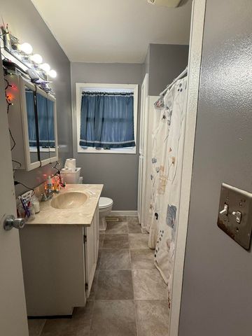 236 W Main Street, Vermontville Vlg, MI 49096