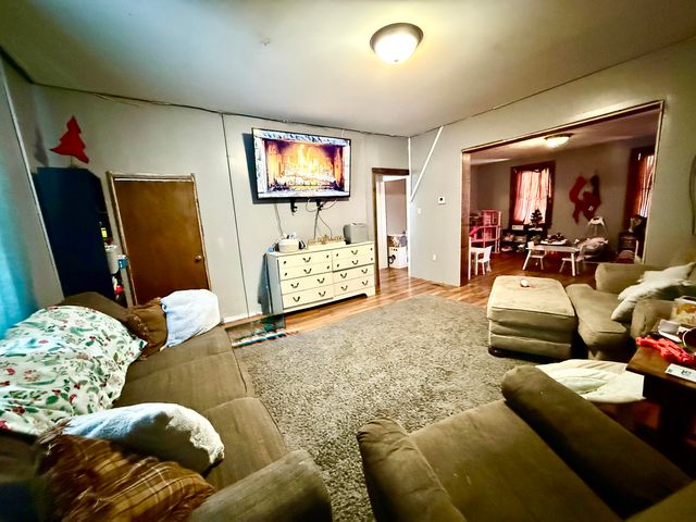 236 W Main Street, Vermontville Vlg, MI 49096