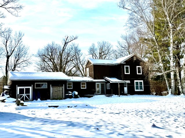 236 W Main Street, Vermontville Vlg, MI 49096