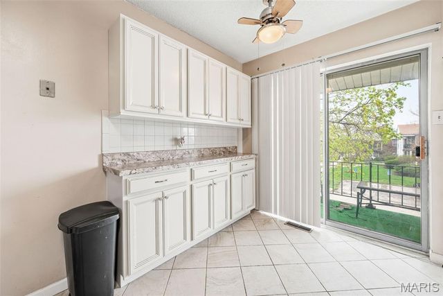 10308 Forest Brook Lane H, St Louis, MO 63146