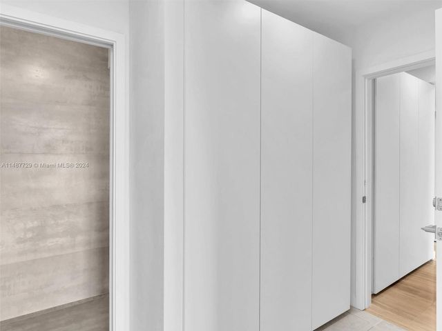 4101 Pine Tree Dr 621,620, Miami Beach, FL 33140