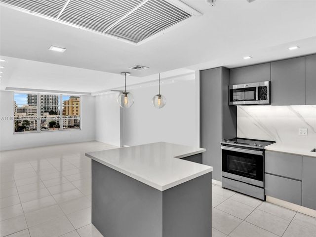 4101 Pine Tree Dr 621,620, Miami Beach, FL 33140